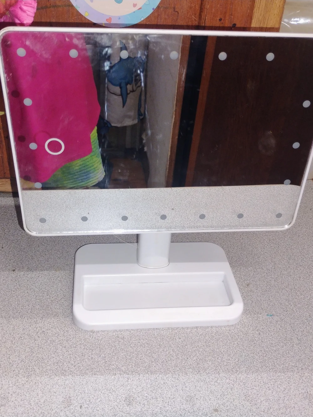Beautify Beautique White Make Up Bluetooth Mirror